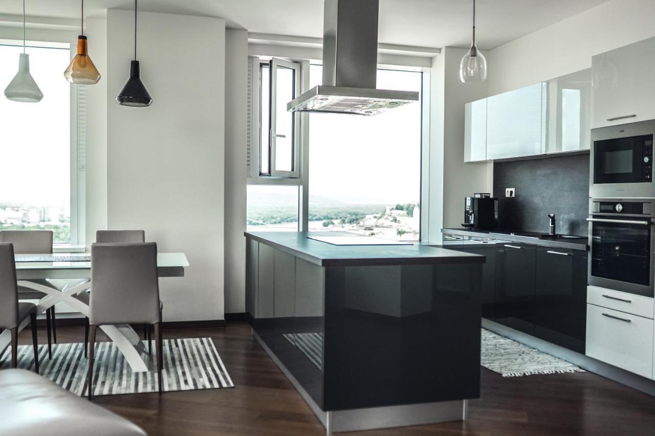 Voir Apartment Bratislava Luaran gambar