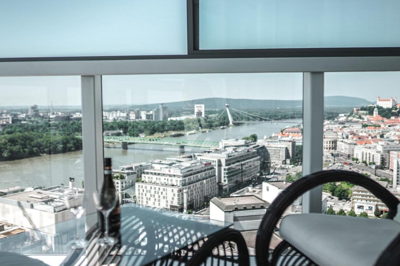 Voir Apartment Bratislava Luaran gambar