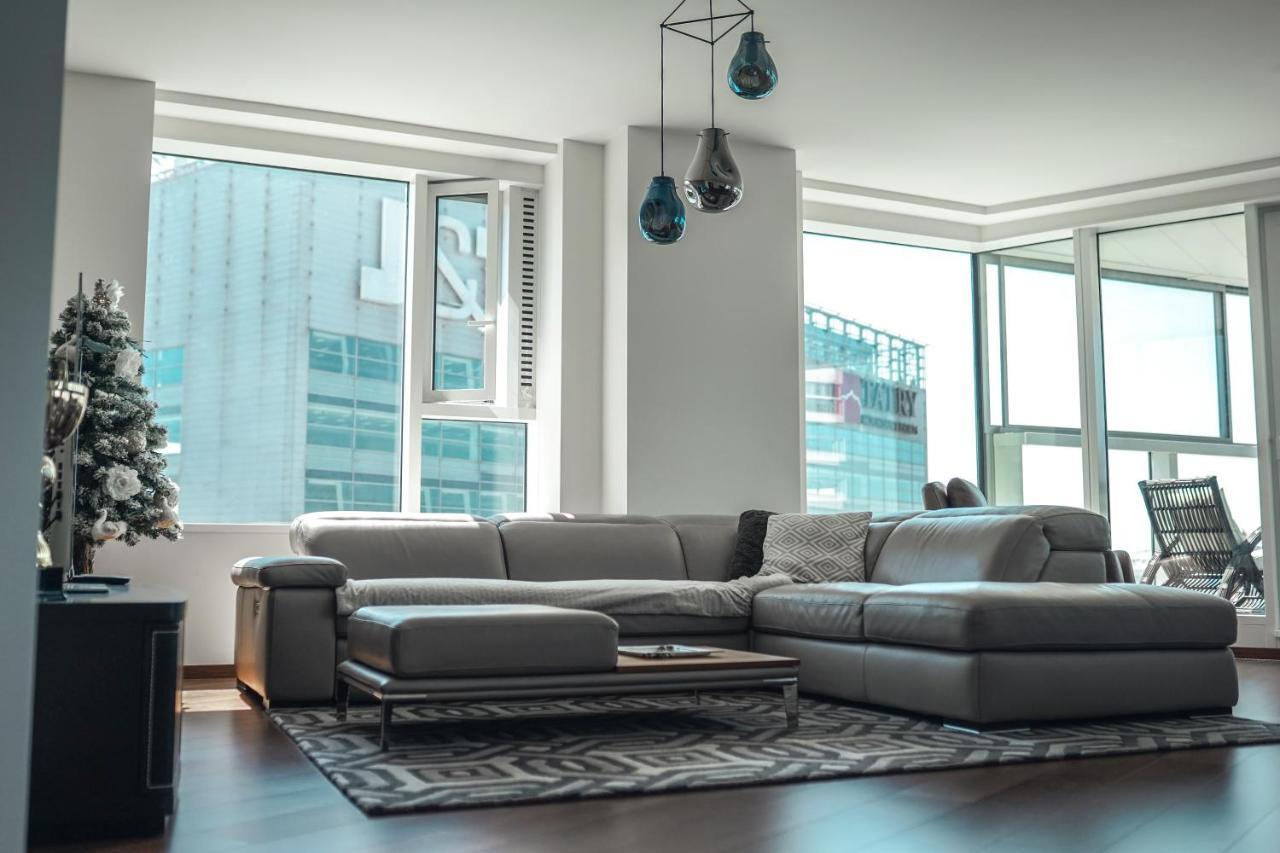 Voir Apartment Bratislava Luaran gambar