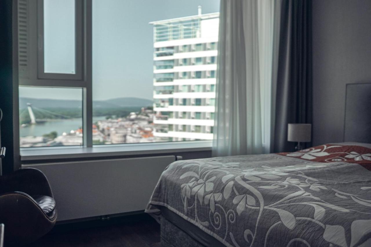 Voir Apartment Bratislava Luaran gambar