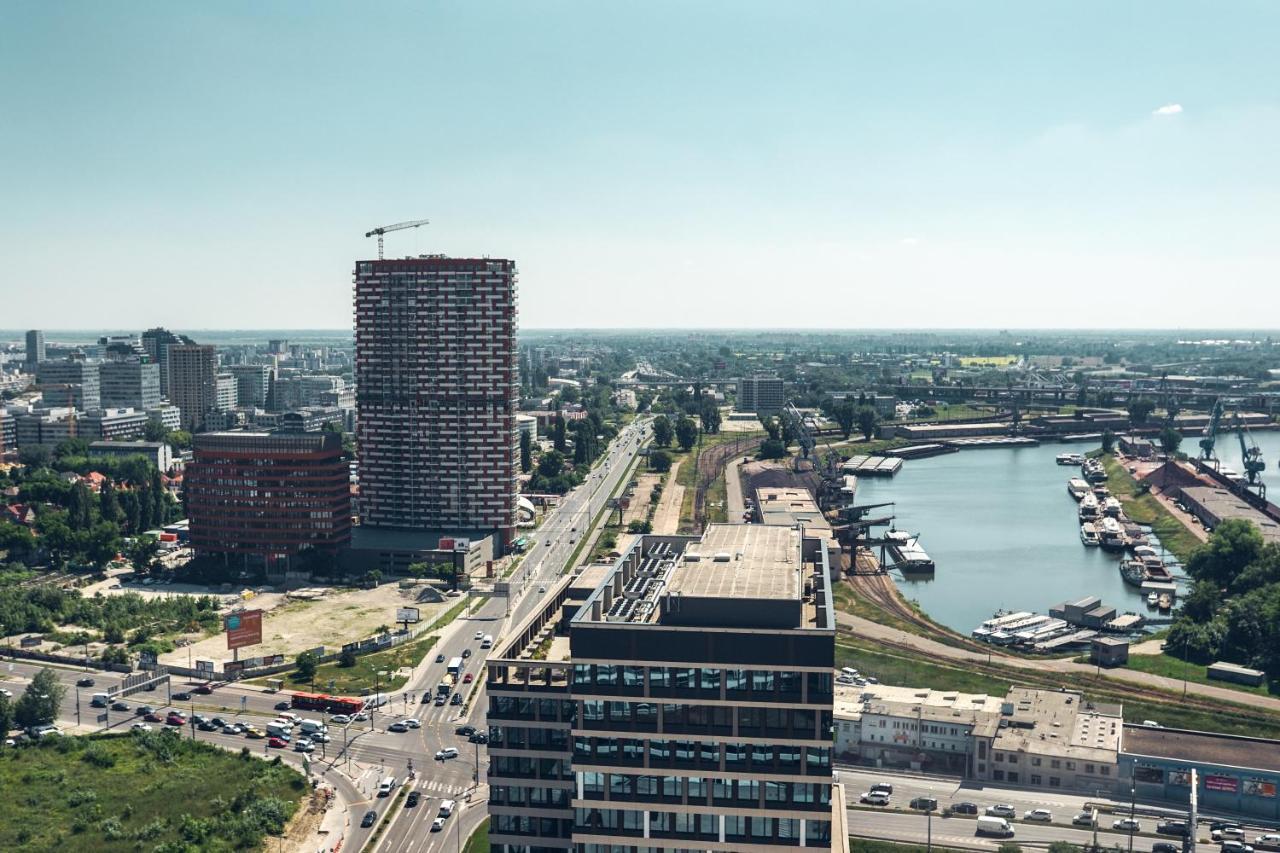 Voir Apartment Bratislava Luaran gambar