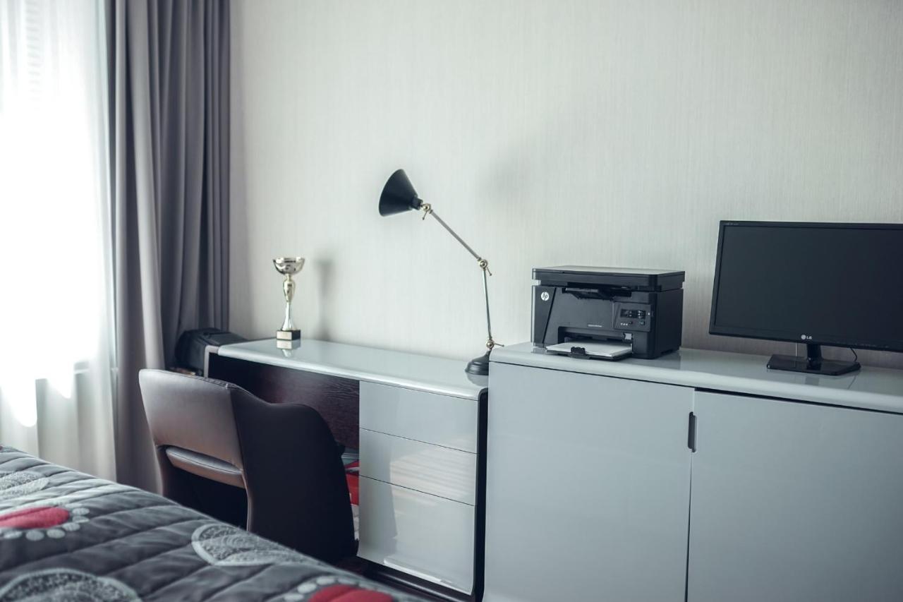Voir Apartment Bratislava Luaran gambar
